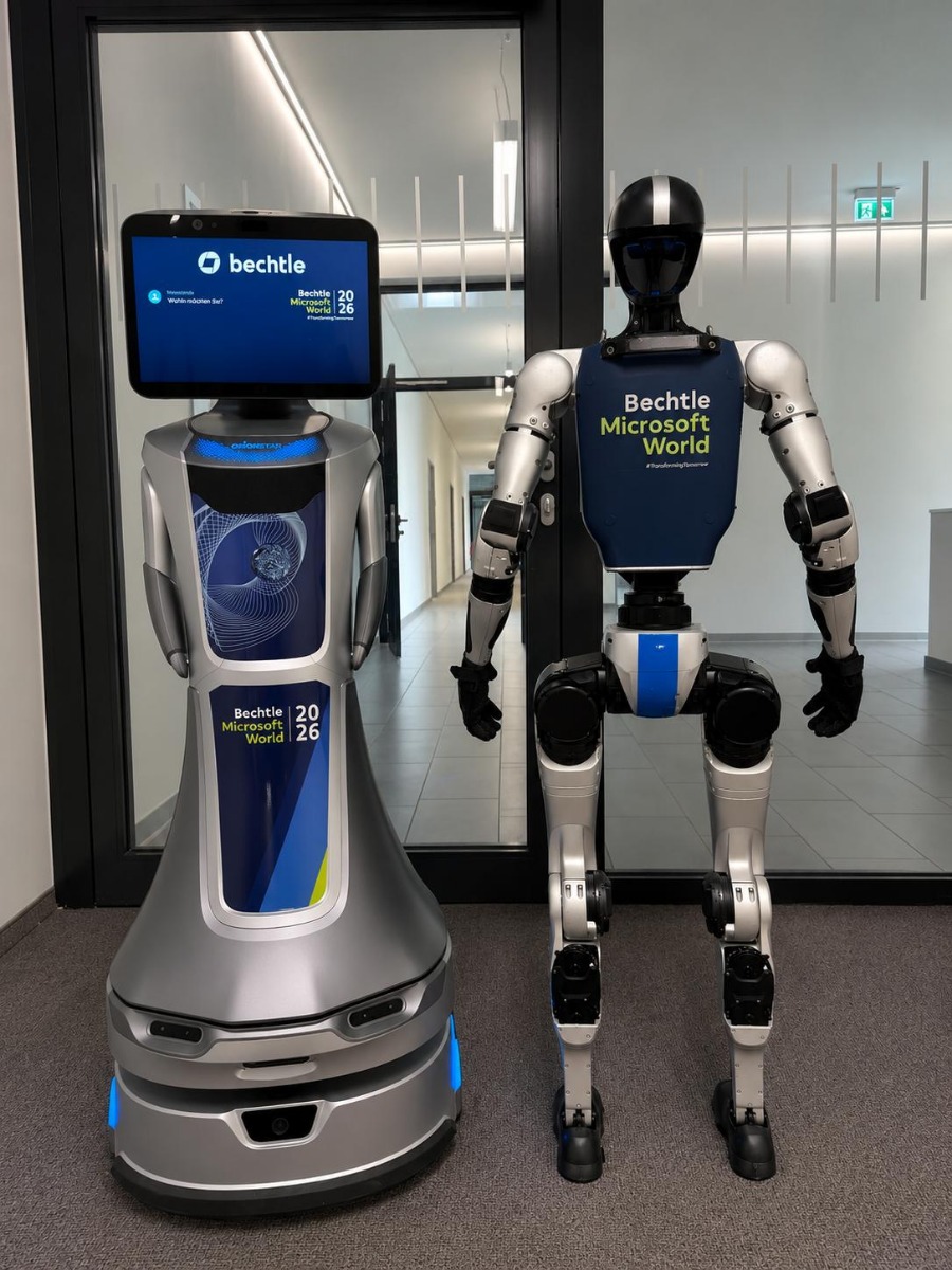 Service-Roboter und Unitree G1 auf der Bechtle Microsoft World 2026