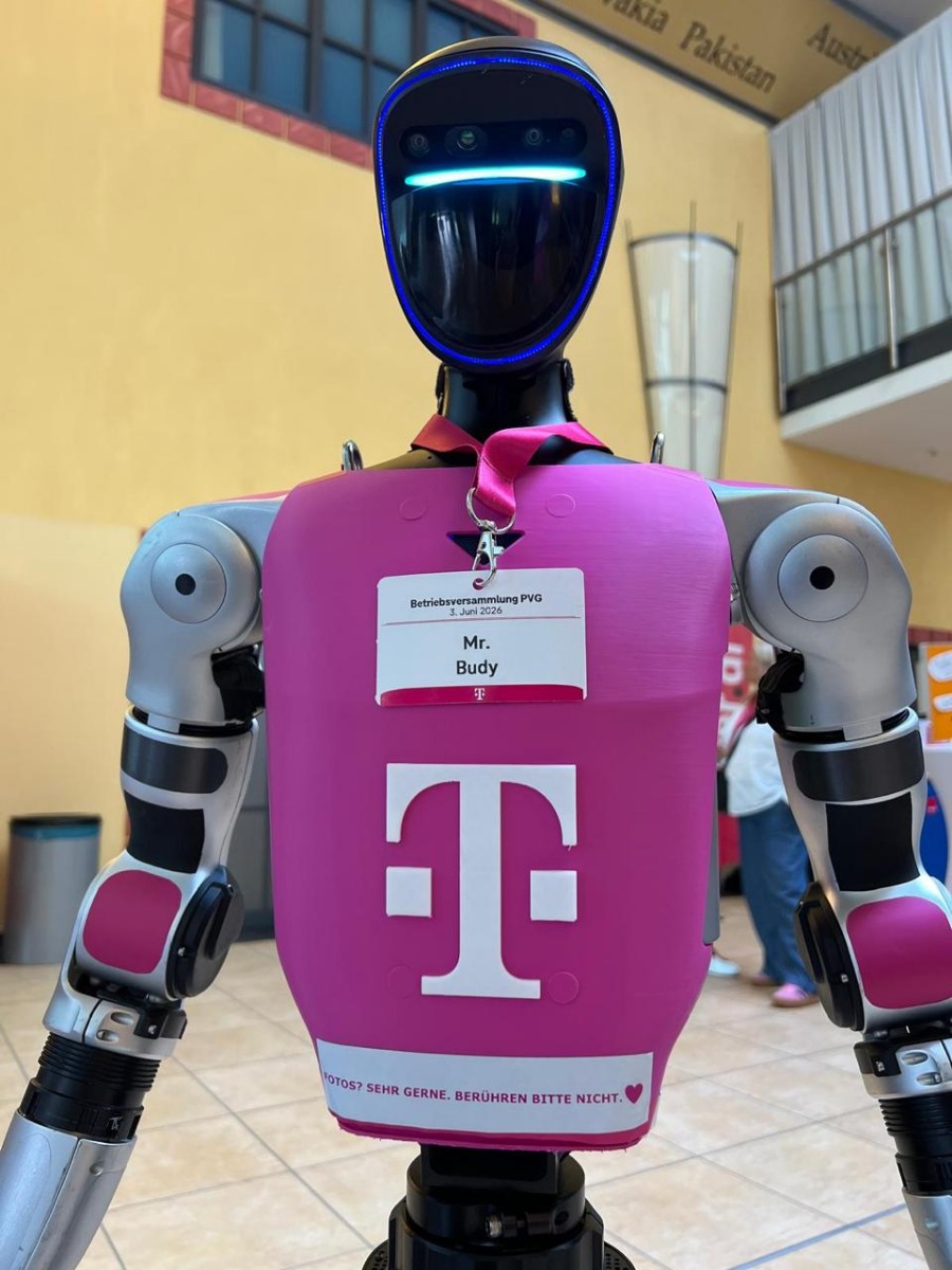 Mr. Buddy Roboter bei der Telekom Betriebsversammlung in Fulda